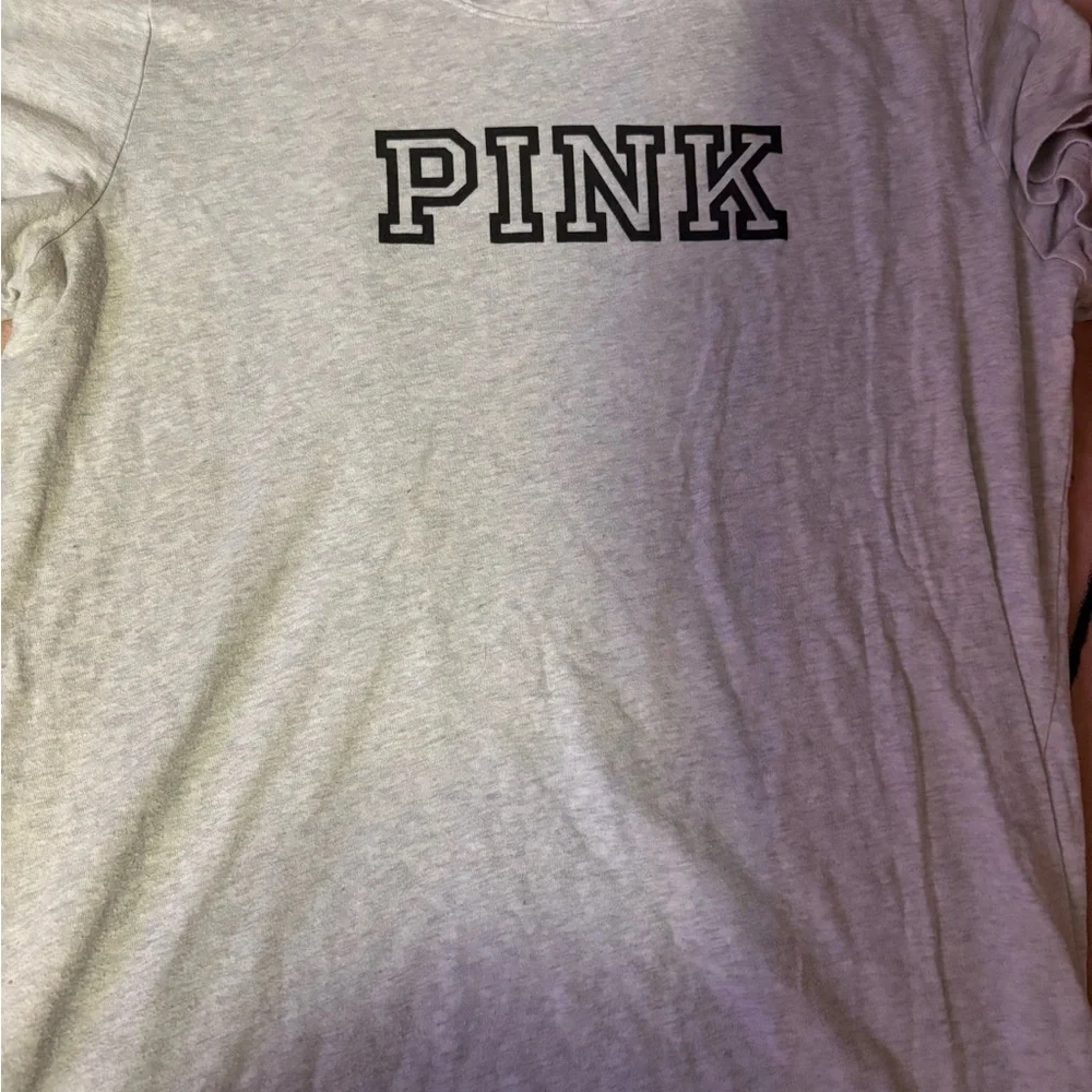 PINK Victoria's Secret Heather Gray Tee Size XL - Picture 1 of 4